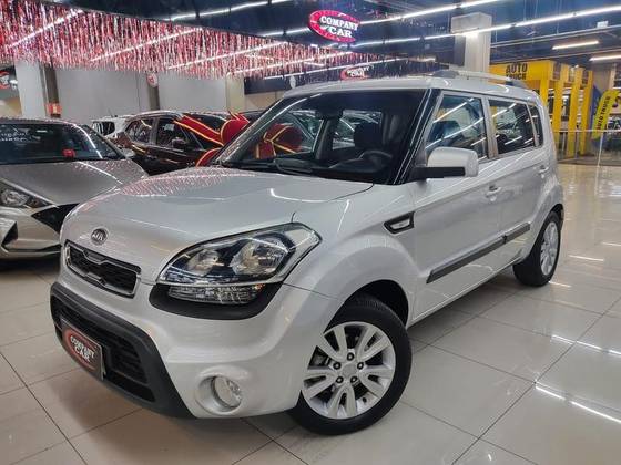 KIA SOUL 1.6 EX 16V FLEX 4P AUTOMÁTICO KIA SOUL 1.6 EX 16V FLEX 4P AUTOMÁTICO